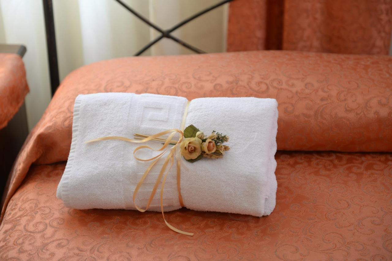 B&B San Leonardo Mascali Dış mekan fotoğraf