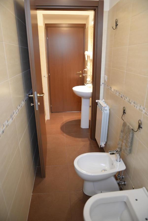 B&B San Leonardo Mascali Dış mekan fotoğraf