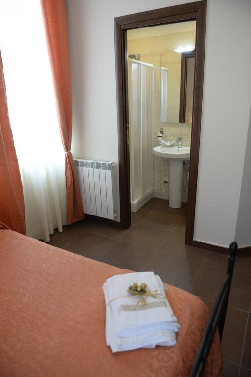 B&B San Leonardo Mascali Dış mekan fotoğraf