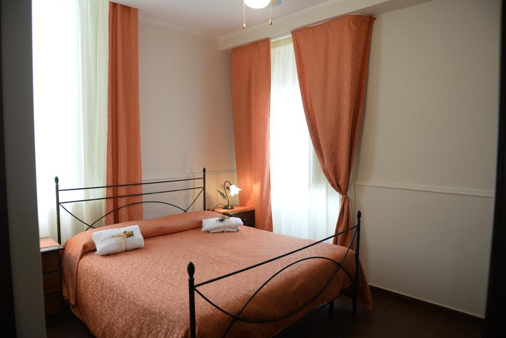 B&B San Leonardo Mascali Dış mekan fotoğraf