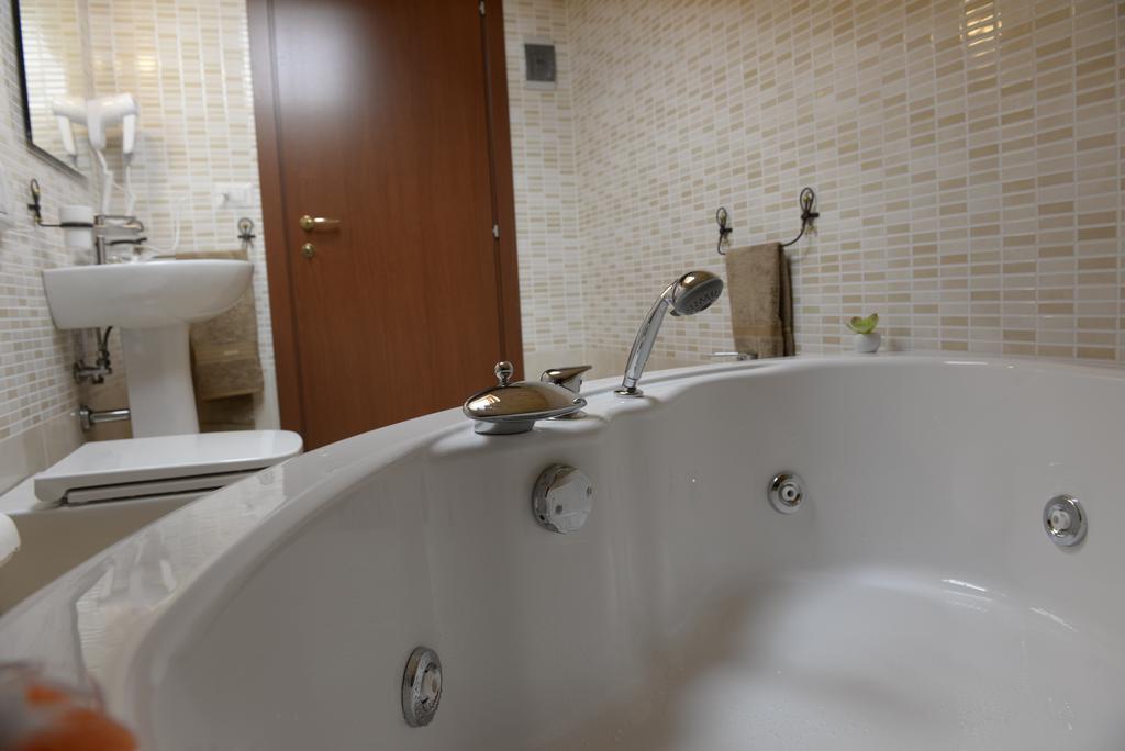 B&B San Leonardo Mascali Dış mekan fotoğraf