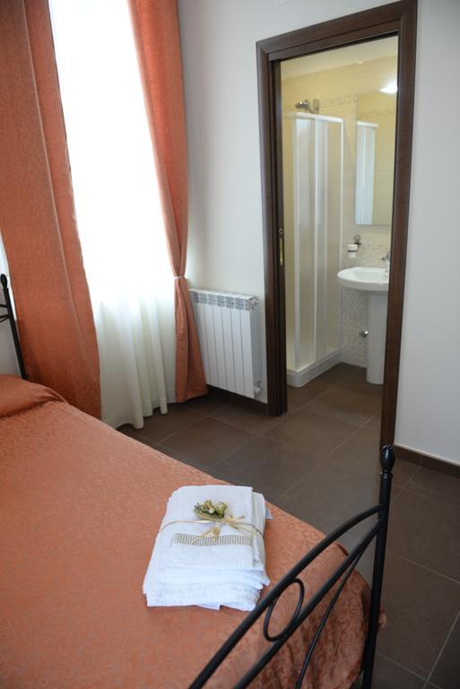 B&B San Leonardo Mascali Dış mekan fotoğraf